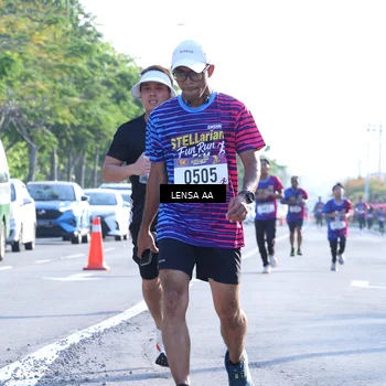 Runner Photo 8045334