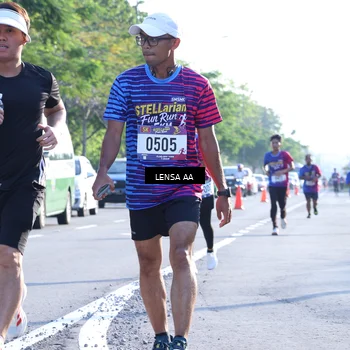 Runner Photo 8045340