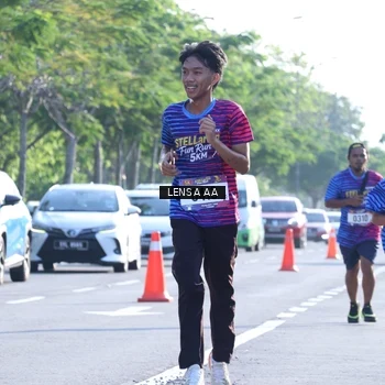 Runner Photo 8045342