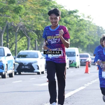 Runner Photo 8045346