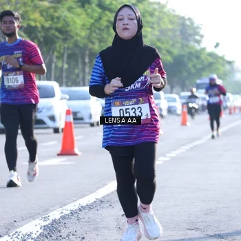 Runner Photo 8045365