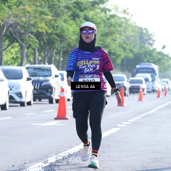 Runner Photo 8045380