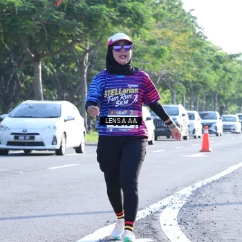 Runner Photo 8045381