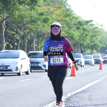 Runner Photo 8045386