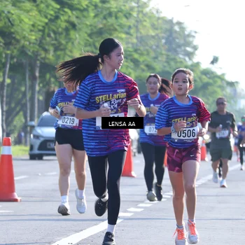 Runner Photo 8045421