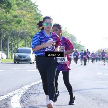 Runner Photo 8045459