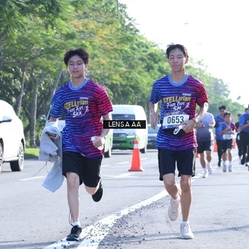 Runner Photo 8045480