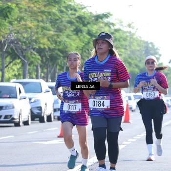 Runner Photo 8045547