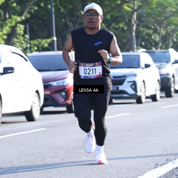 Runner Photo 8045558