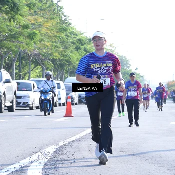 Runner Photo 8045599
