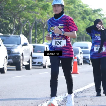 Runner Photo 8045634