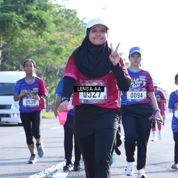 Runner Photo 8045670