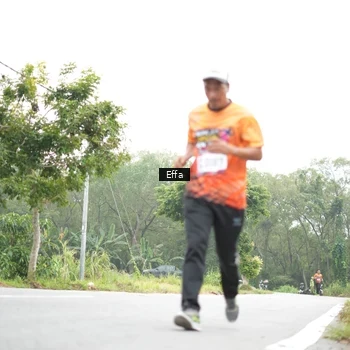 Runner Photo 8045836