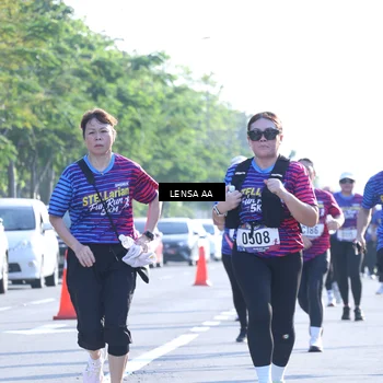 Runner Photo 8045873