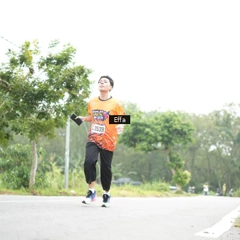 Runner Photo 8045885