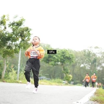 Runner Photo 8045938