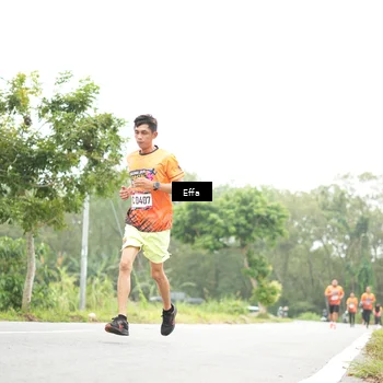 Runner Photo 8045955