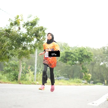 Runner Photo 8046002