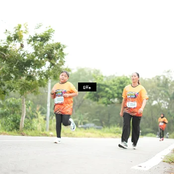 Runner Photo 8046008