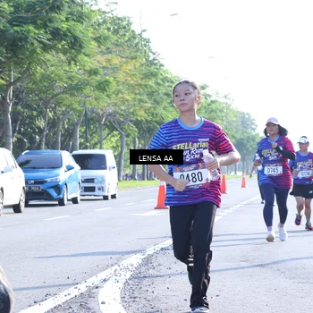 Runner Photo 8046010
