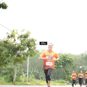 Runner Photo 8046013