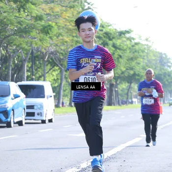 Runner Photo 8046019