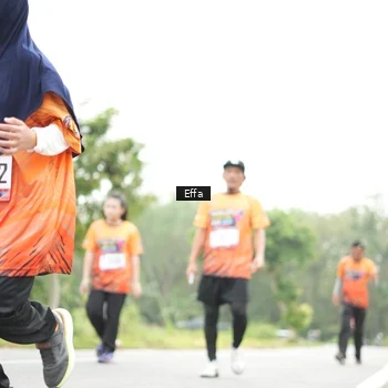 Runner Photo 8046054