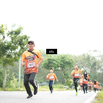 Runner Photo 8046069