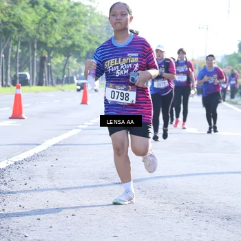 Runner Photo 8046084