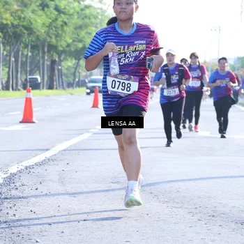 Runner Photo 8046093