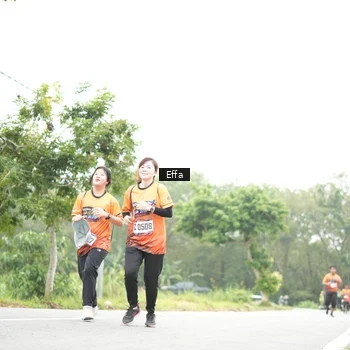 Runner Photo 8046103