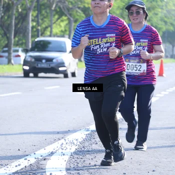 Runner Photo 8046115
