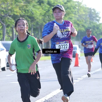 Runner Photo 8046212