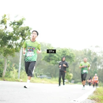 Runner Photo 8046213
