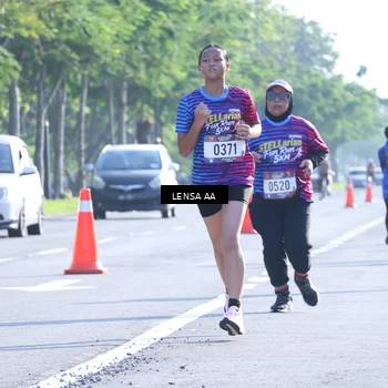 Runner Photo 8046216