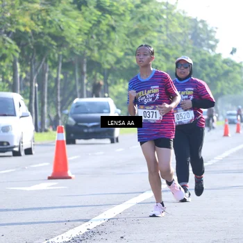 Runner Photo 8046219