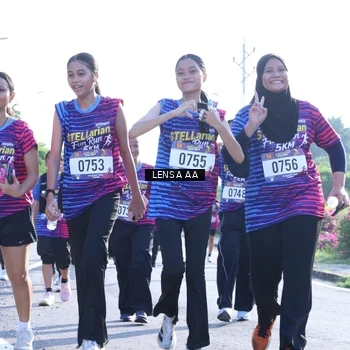 Runner Photo 8046302