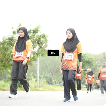 Runner Photo 8046325