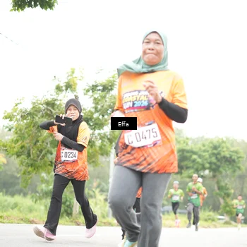 Runner Photo 8046330