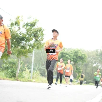 Runner Photo 8046361
