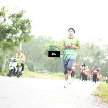 Runner Photo 8046410