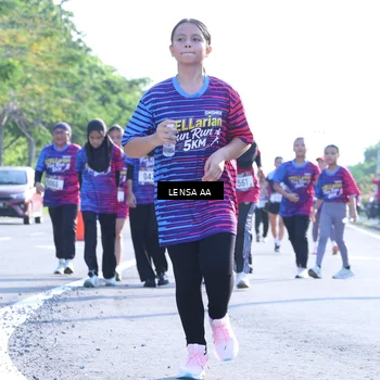 Runner Photo 8046423