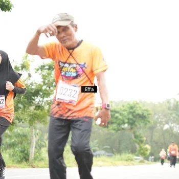 Runner Photo 8046458