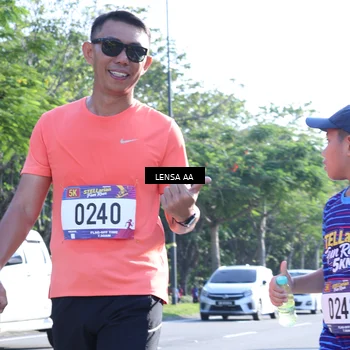 Runner Photo 8046516