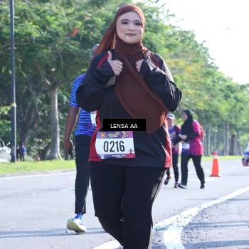 Runner Photo 8046583