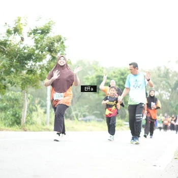Runner Photo 8046645