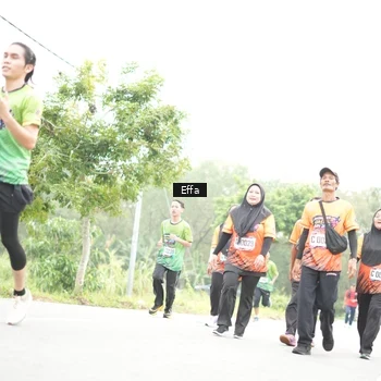 Runner Photo 8046667