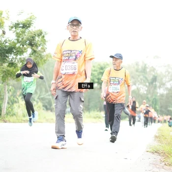 Runner Photo 8046700