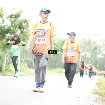 Runner Photo 8046705