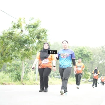Runner Photo 8046733